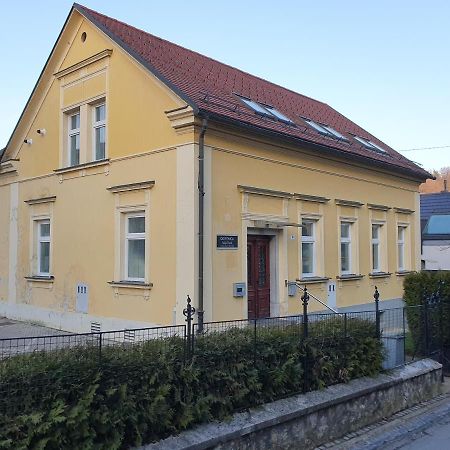 Jantar Apartmaji Novo Mesto Ngoại thất bức ảnh