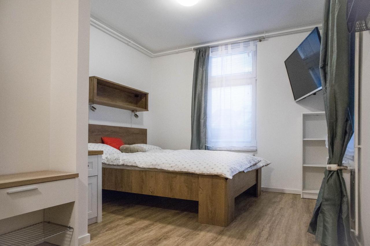 Jantar Apartmaji Novo Mesto Ngoại thất bức ảnh