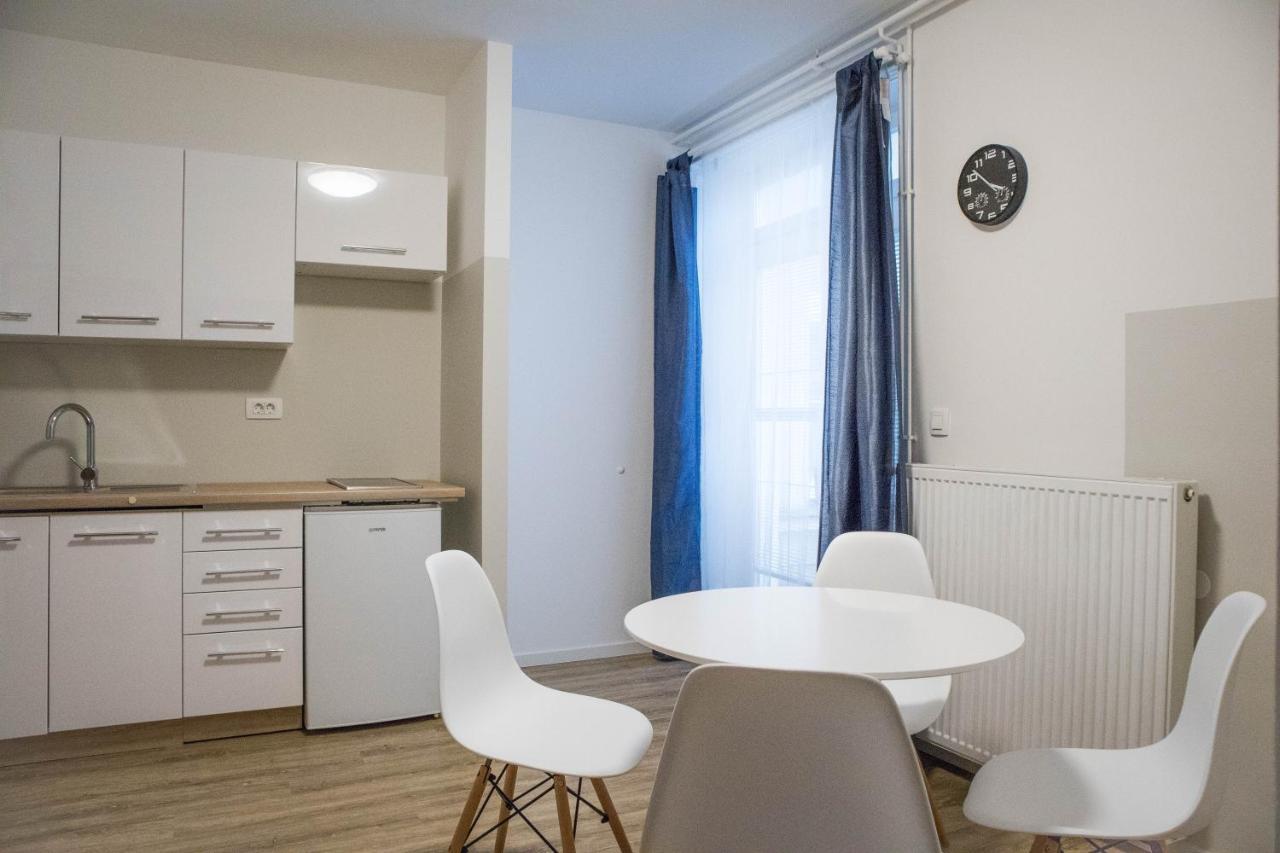 Jantar Apartmaji Novo Mesto Ngoại thất bức ảnh